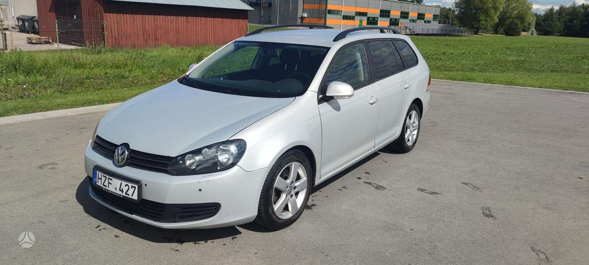 Volkswagen Golf - 2