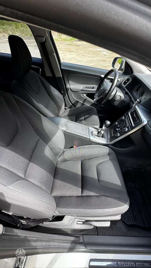 Volvo V60 - 10