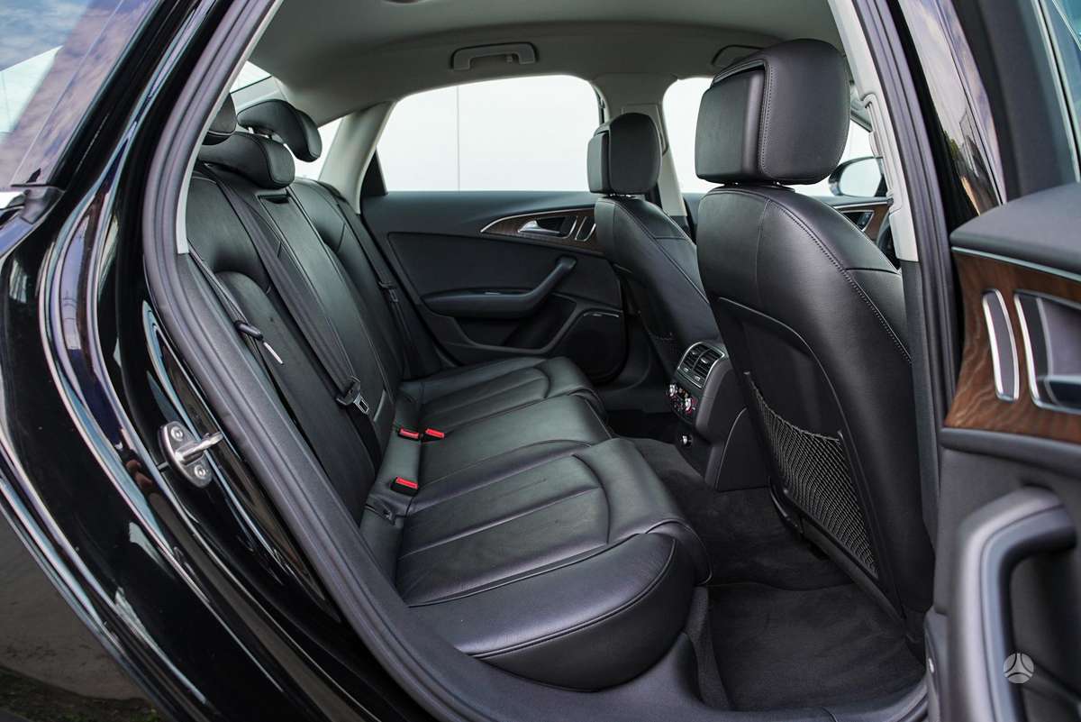 Audi A6, 2.0 l., Седан