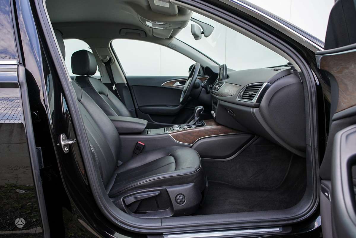 Audi A6, 2.0 l., Седан