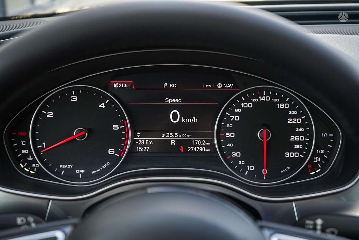 Audi A6, 2.0 l., Седан