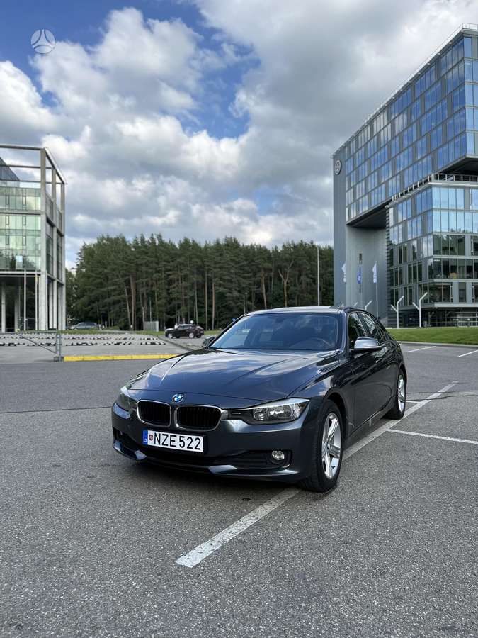 BMW 320, 2.0 l., Седан