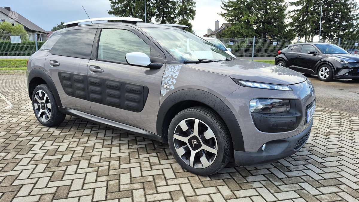 Citroen C4 Cactus, 1.2 l., Хэтчбек