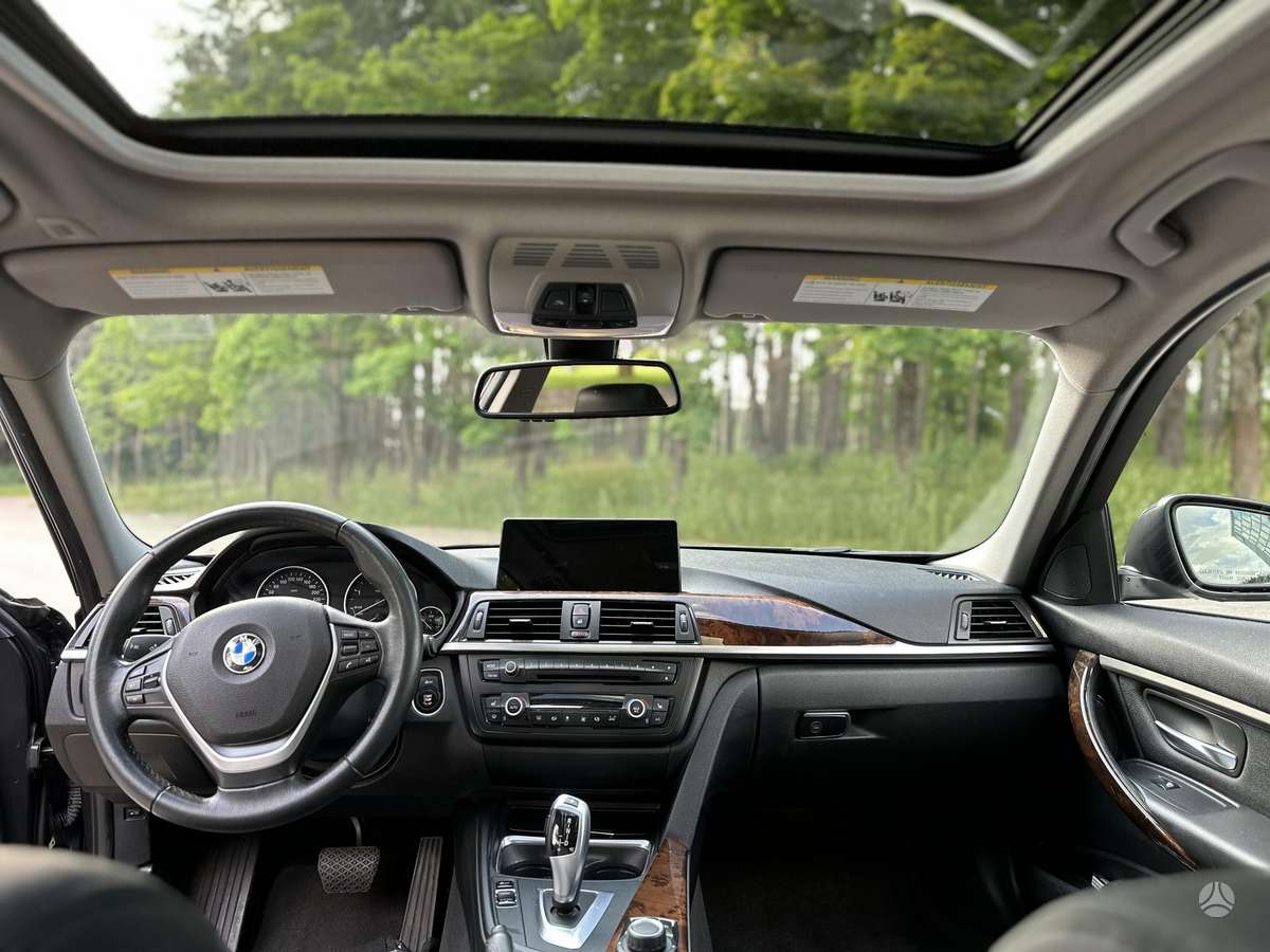 BMW 320, 2.0 l., Седан