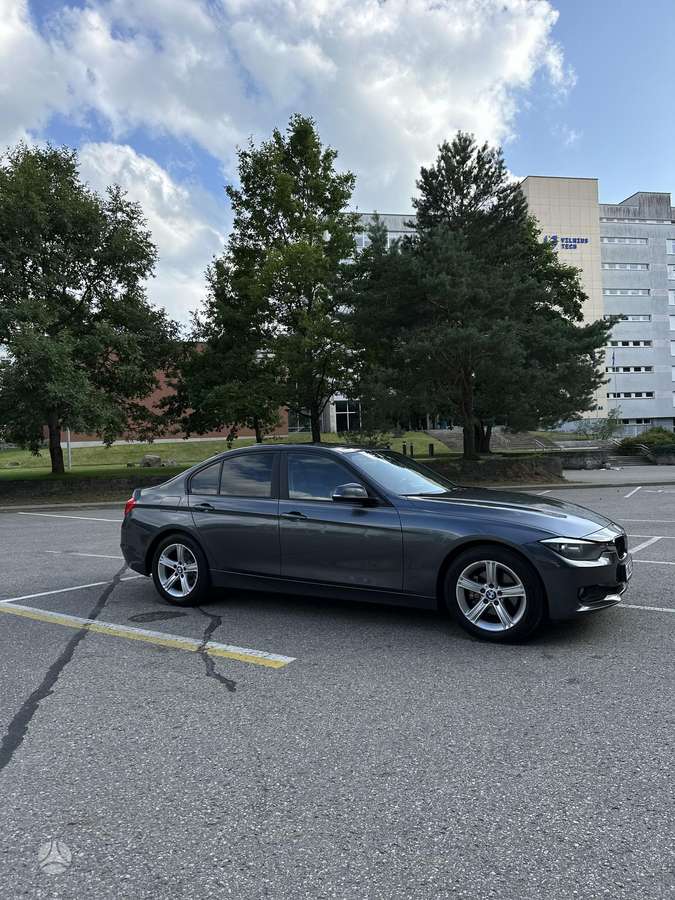 BMW 320, 2.0 l., Седан