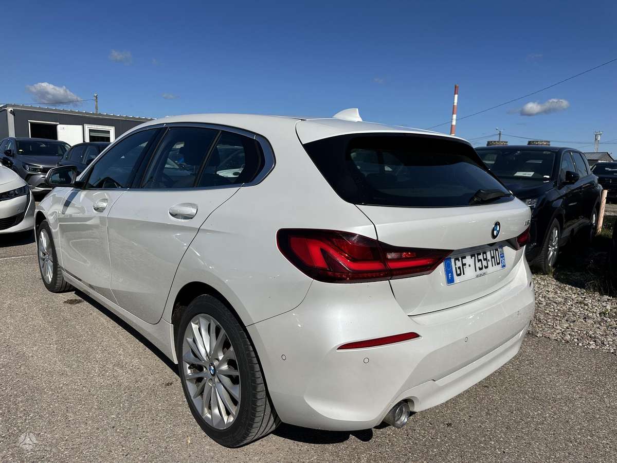 BMW 116, 1.5 l., hatchback