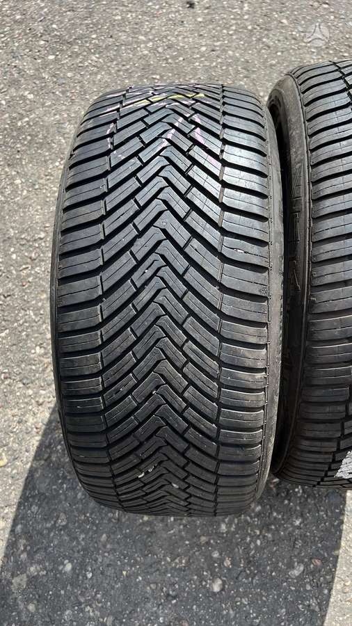 Pirelli Scorpion Elect, universalios 235/50 R19