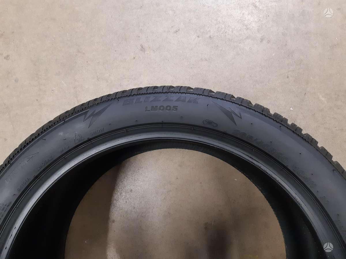 Bridgestone 2025m 95% Blizzak LM005', всесезонные 265/40 R20
