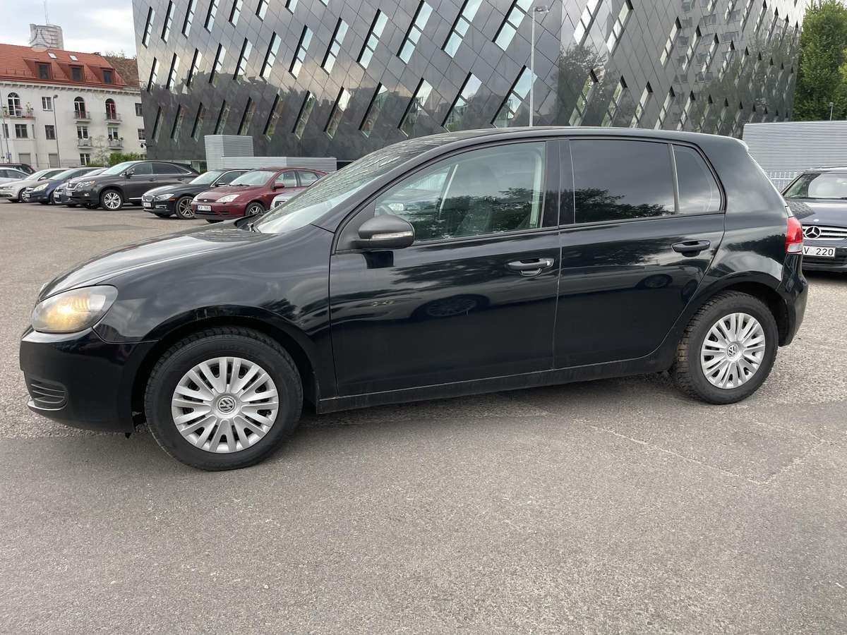 Volkswagen Golf - 3