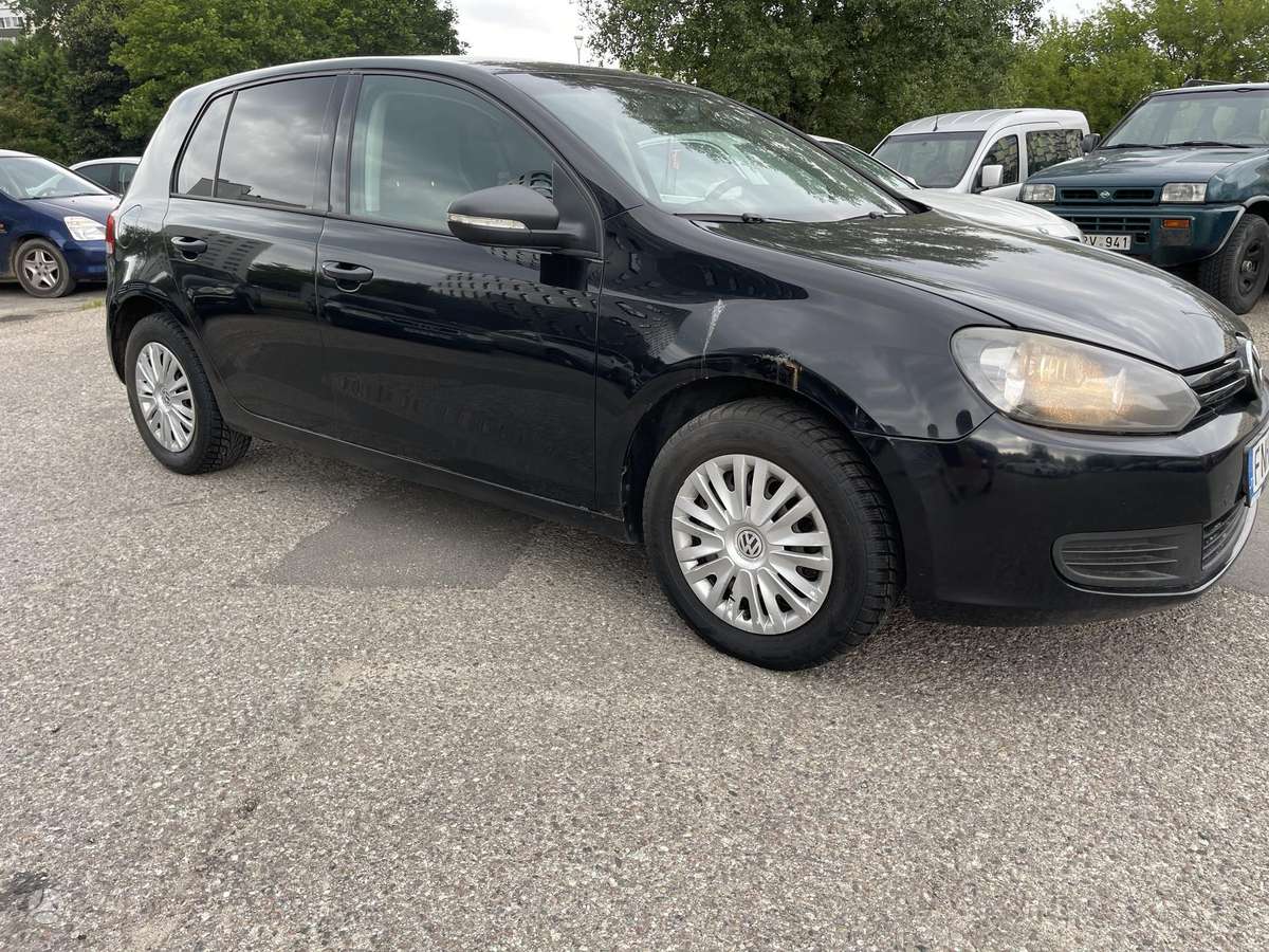 Volkswagen Golf - 9