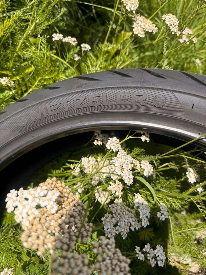 Metzeler, summer 120/70 R18
