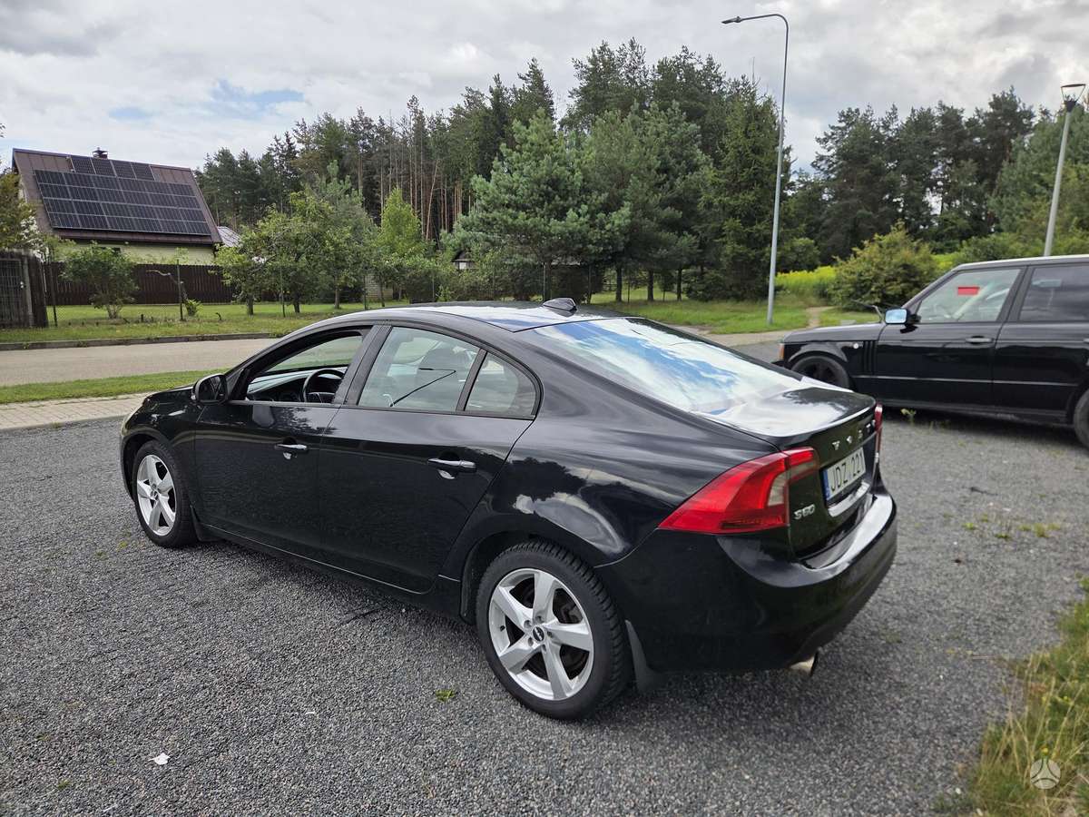 Volvo S60, 2.0 l., Седан