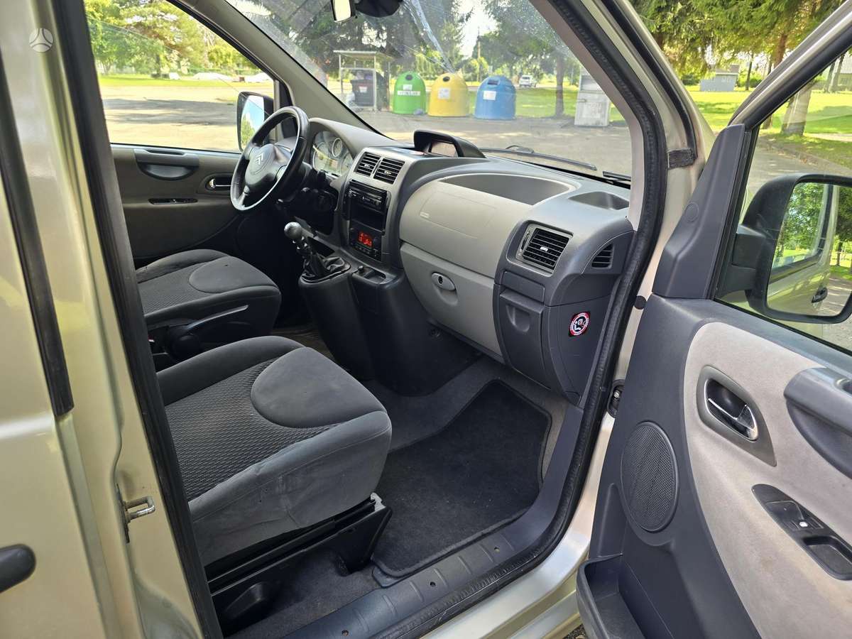 Citroen Jumpy, 2.0 l., passenger minibus