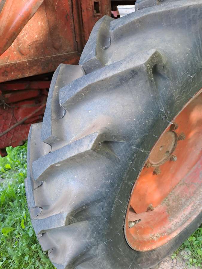 VTZ T25 Vladimirec, tractors