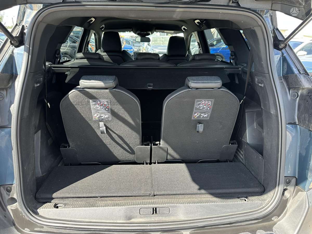 Peugeot 5008 - 9