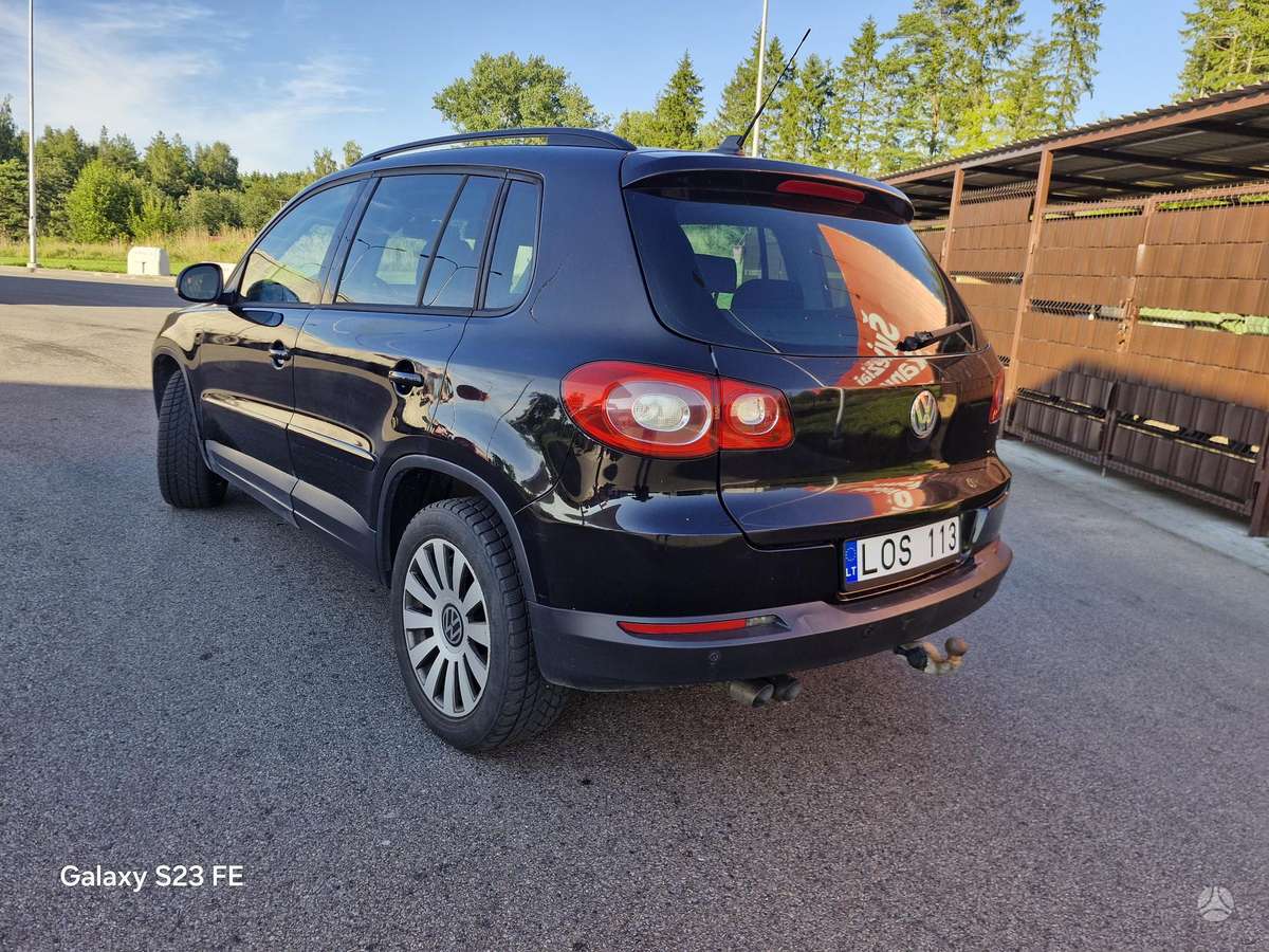Volkswagen Tiguan - 7