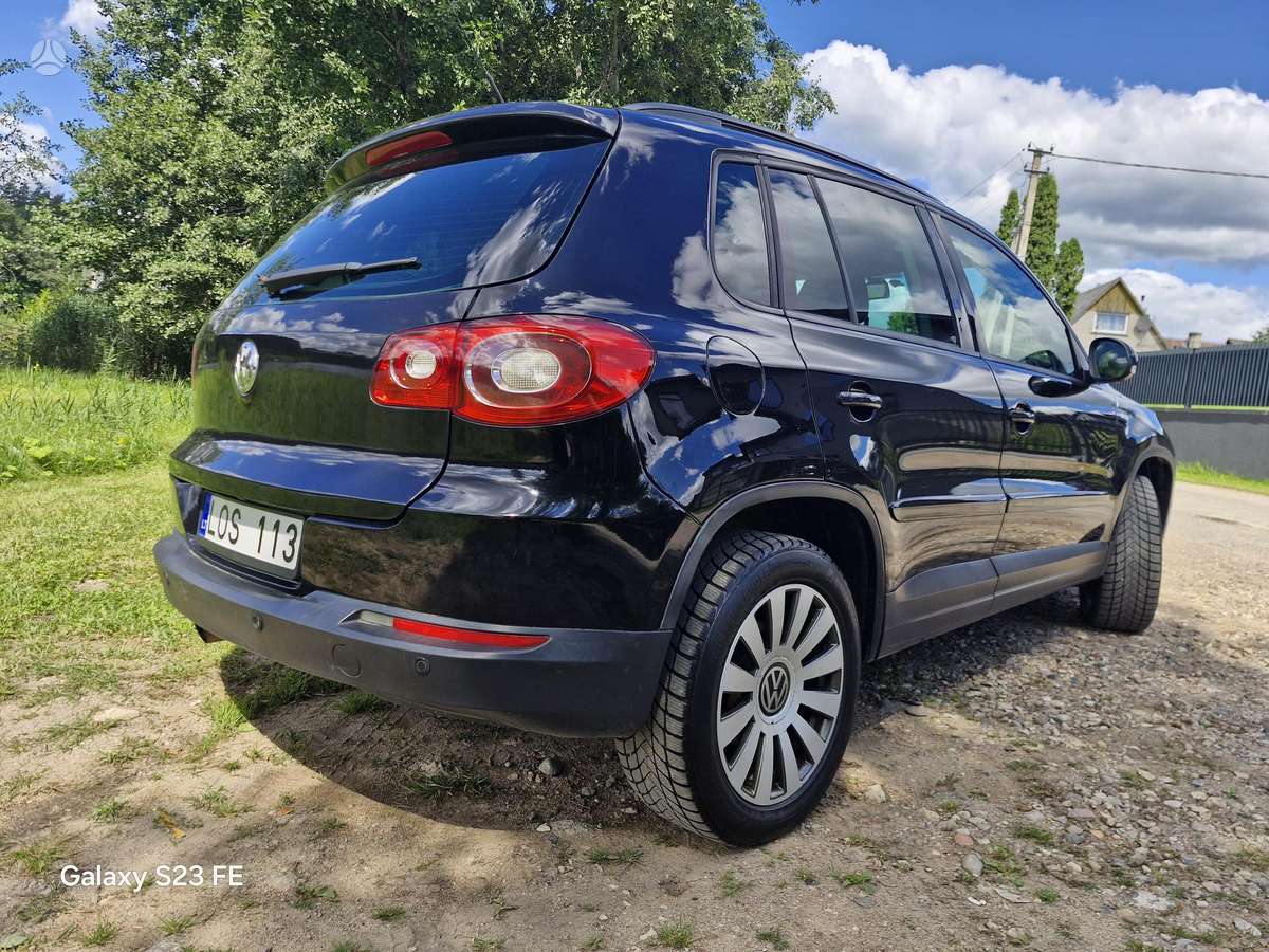 Volkswagen Tiguan - 4