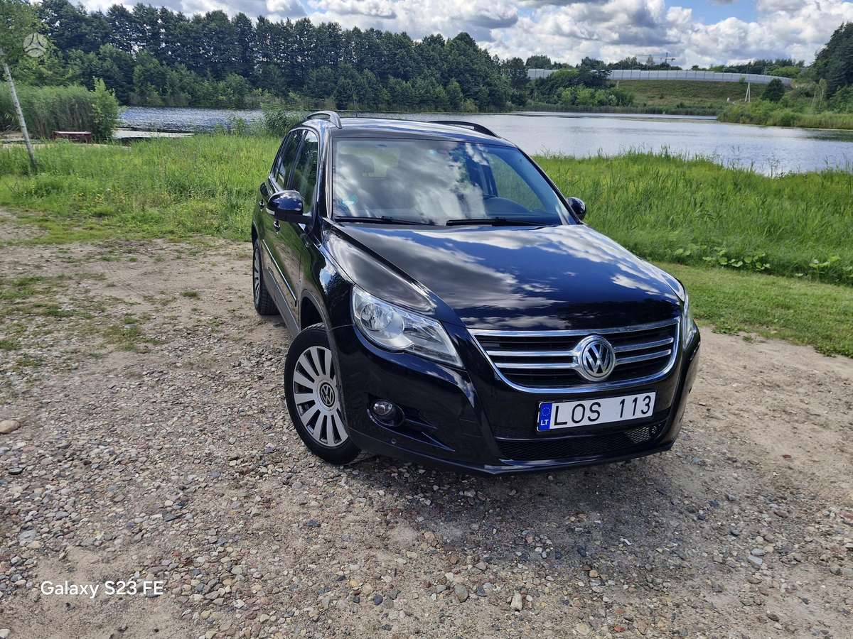Volkswagen Tiguan - 2