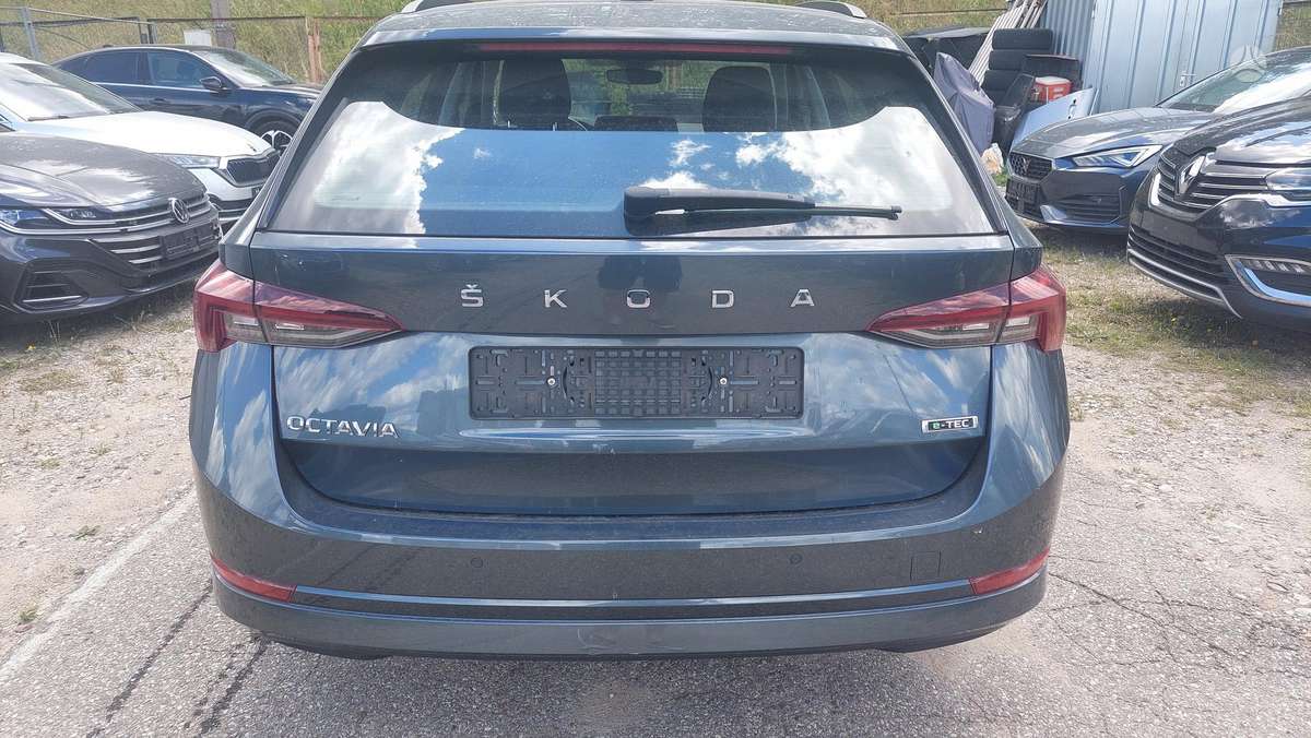 Škoda Octavia - 7