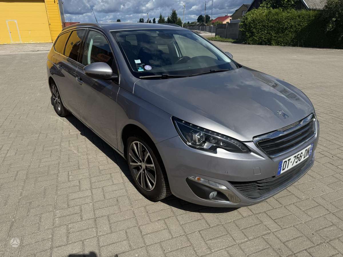 Peugeot 308, 1.2 l., Универсал