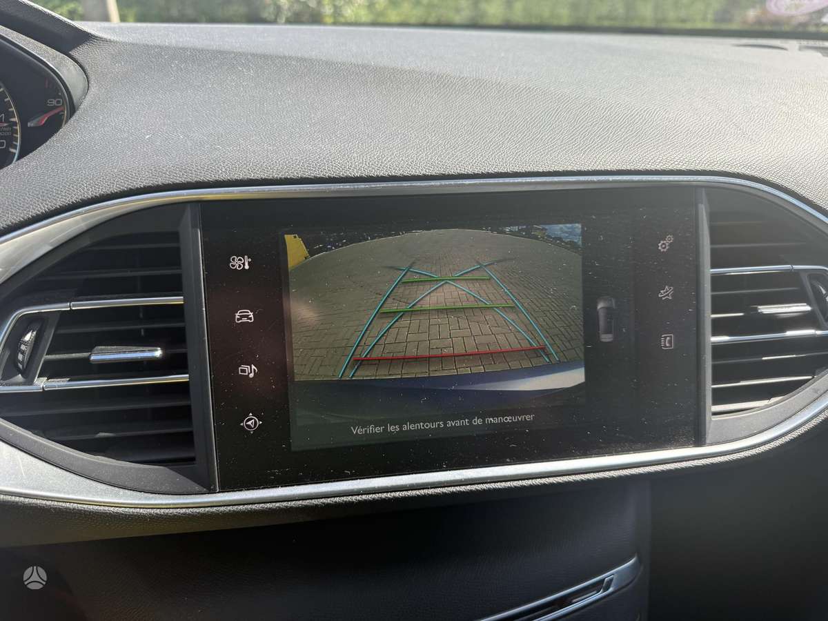 Peugeot 308, 1.2 l., Универсал