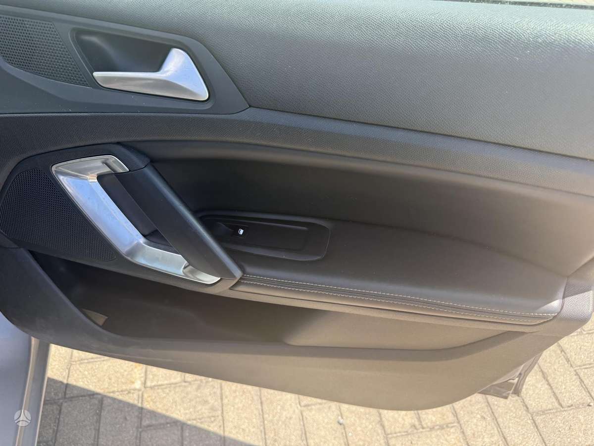Peugeot 308, 1.2 l., Универсал