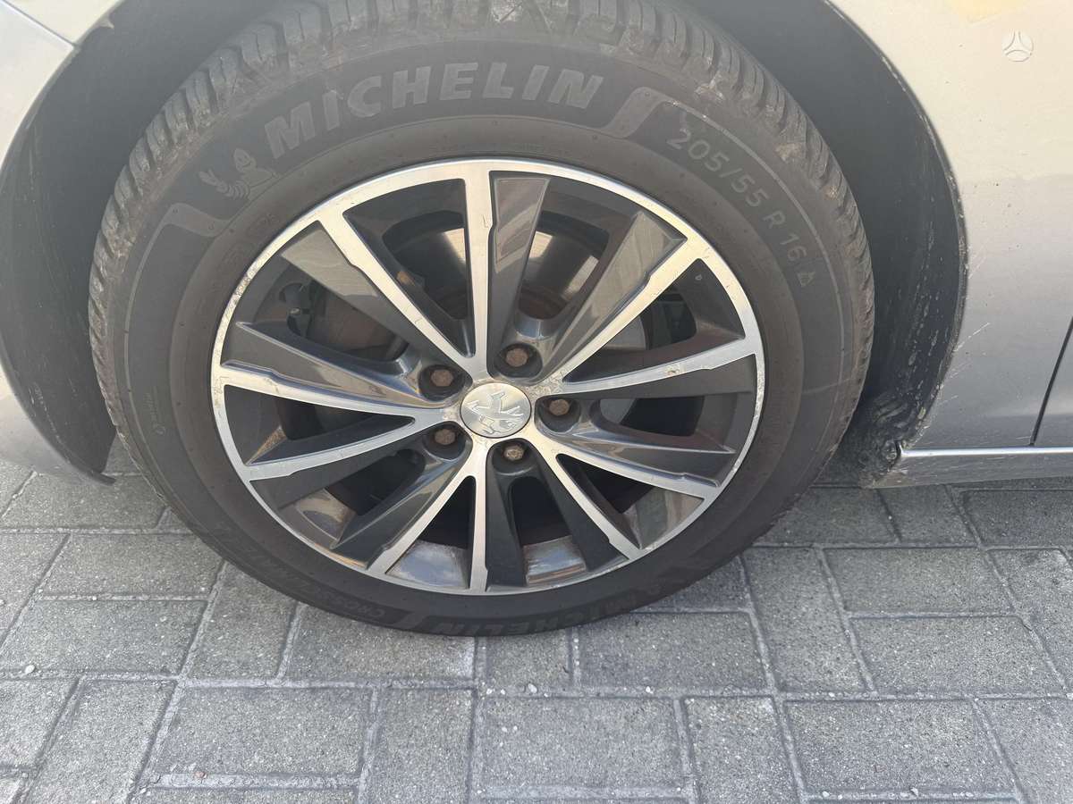 Peugeot 308, 1.2 l., Универсал