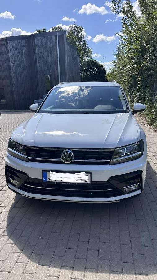 Volkswagen Tiguan - 3