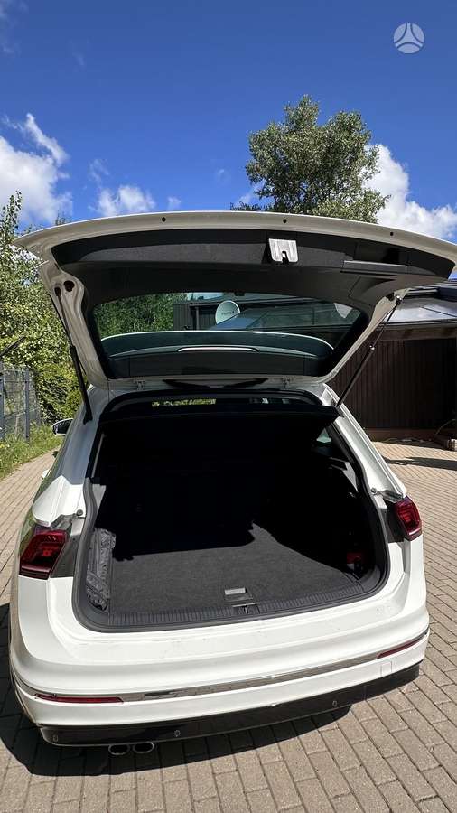 Volkswagen Tiguan - 7