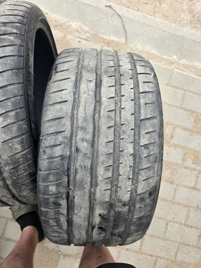 Laufenn, летние 255/30 R19