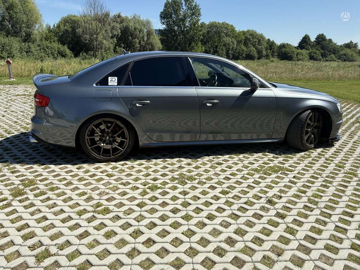 Audi S4, 3.0 l., Седан