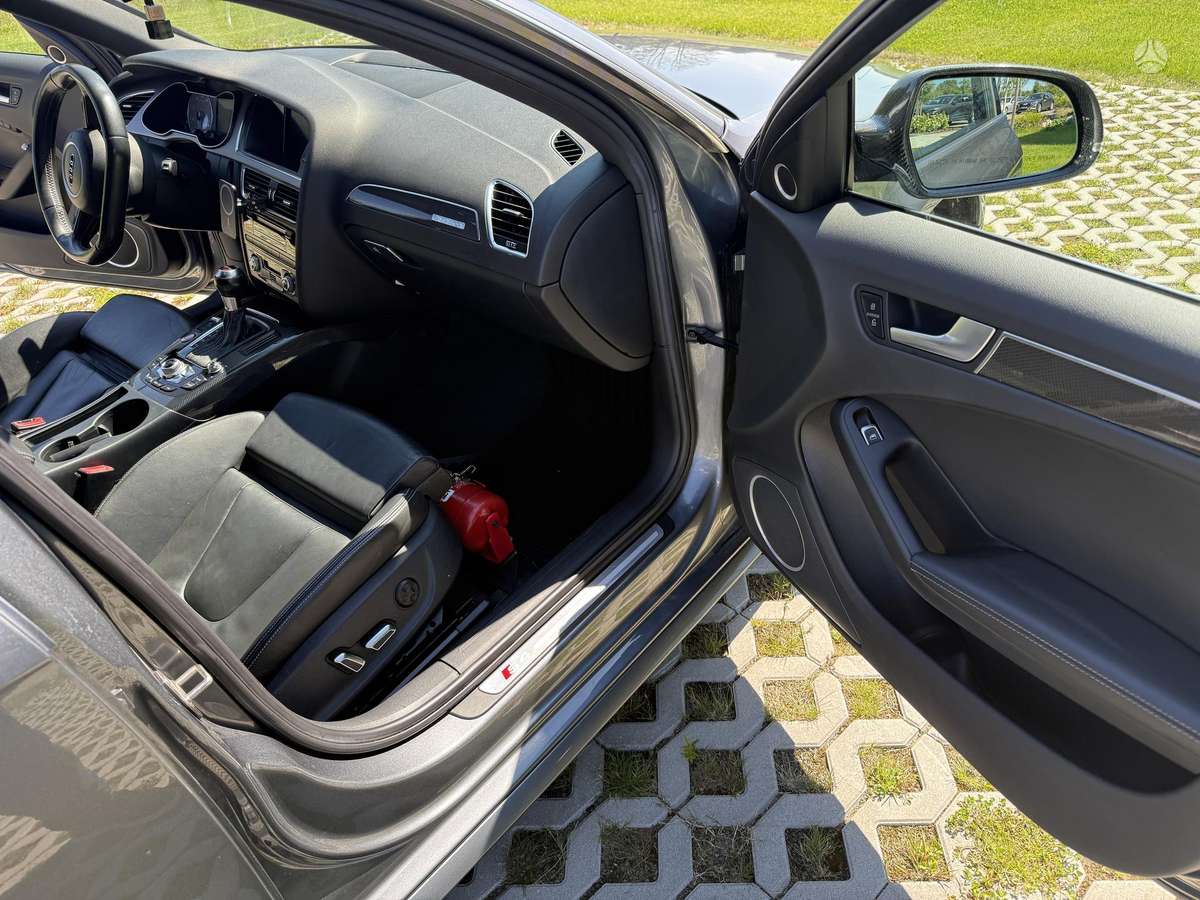 Audi S4, 3.0 l., Седан