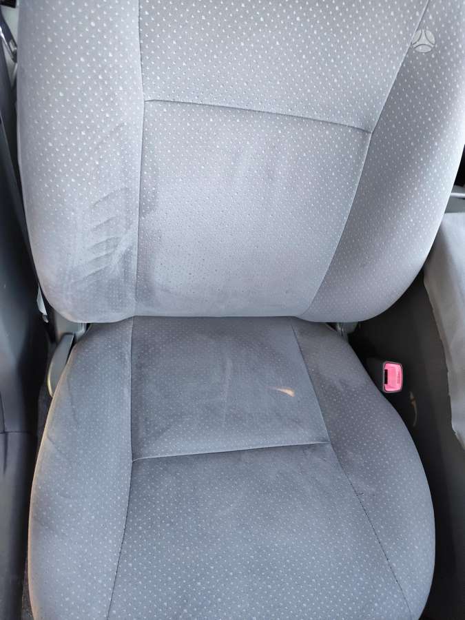 Toyota Prius - 8