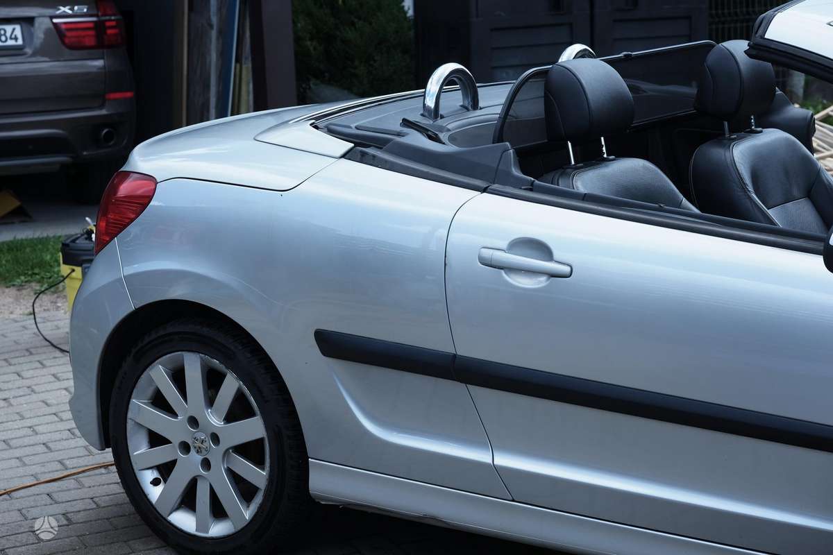 Peugeot 207 - 9