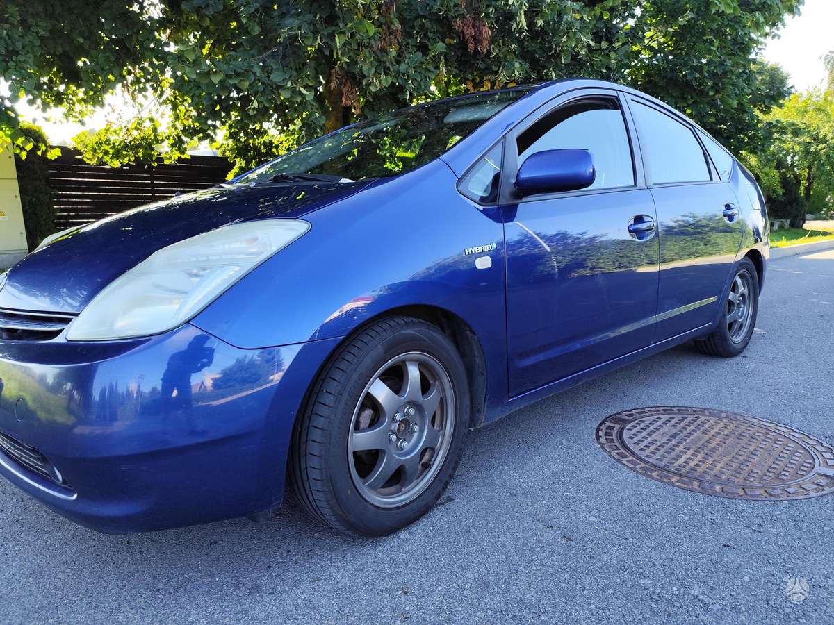 Toyota Prius - 11