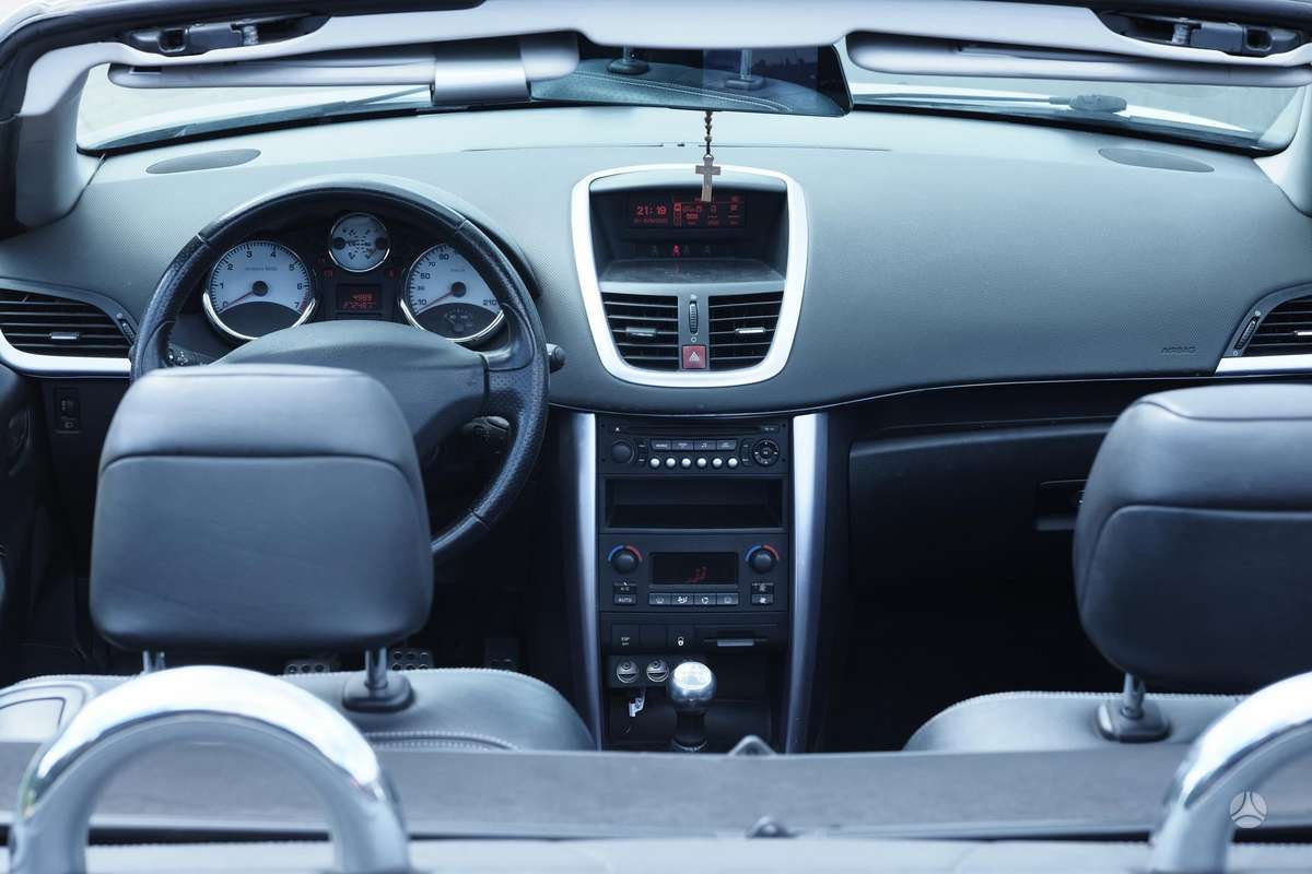 Peugeot 207, 1.6 l., Кабриолет