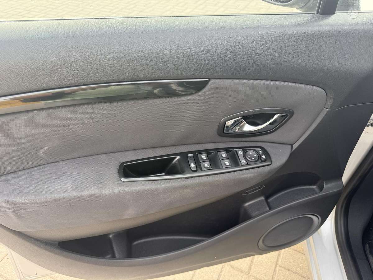 Renault Scenic, 1.5 l., Минивэн