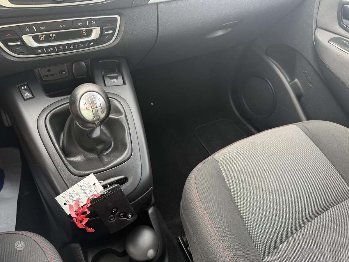 Renault Scenic, 1.5 l., Минивэн