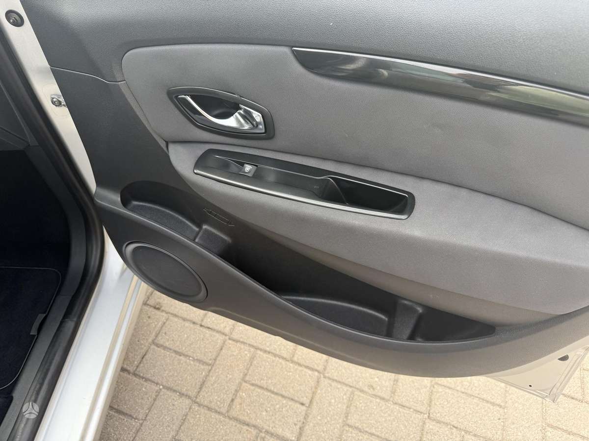 Renault Scenic, 1.5 l., Минивэн