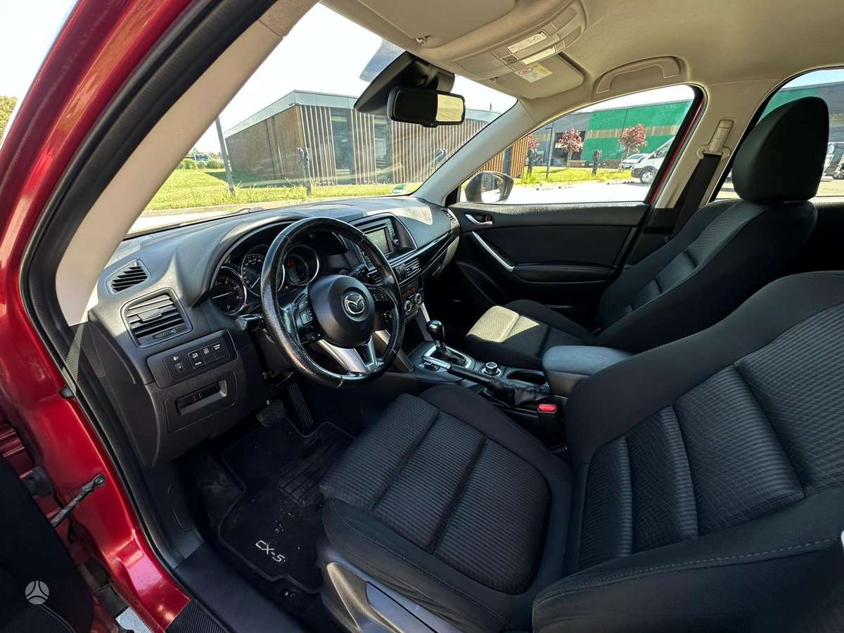 Mazda CX-5, 2.2 l., off-road / crossover