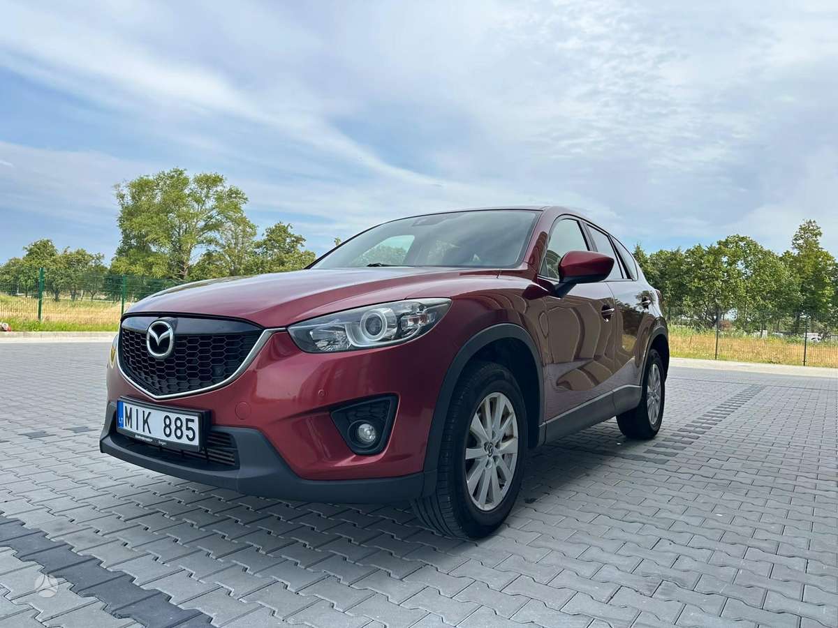 Mazda CX-5, 2.2 l., off-road / crossover