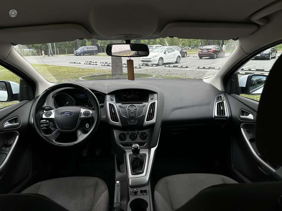 Ford Focus, 1.6 l., hatchback