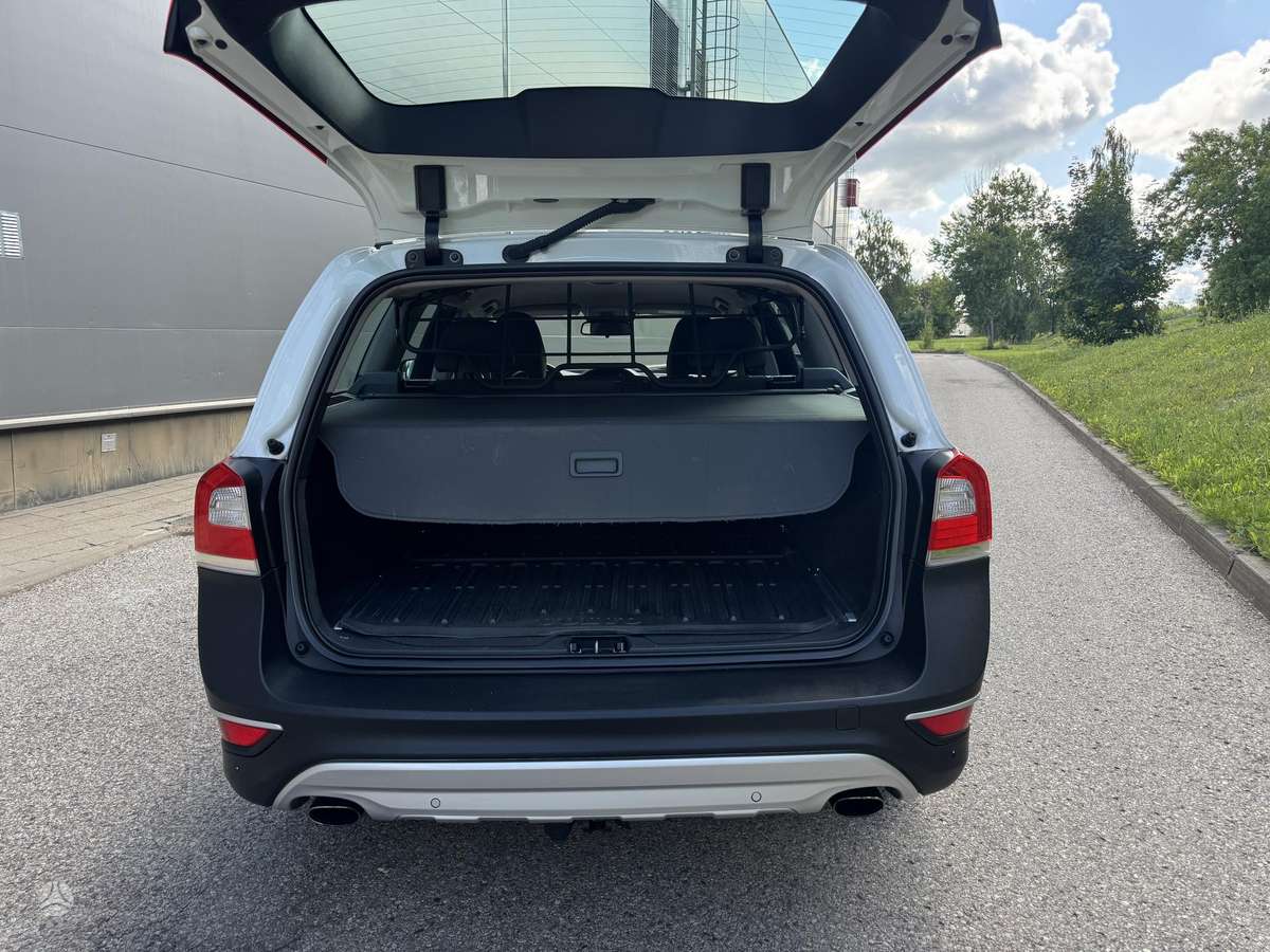 Volvo XC70, 2.0 l., wagon