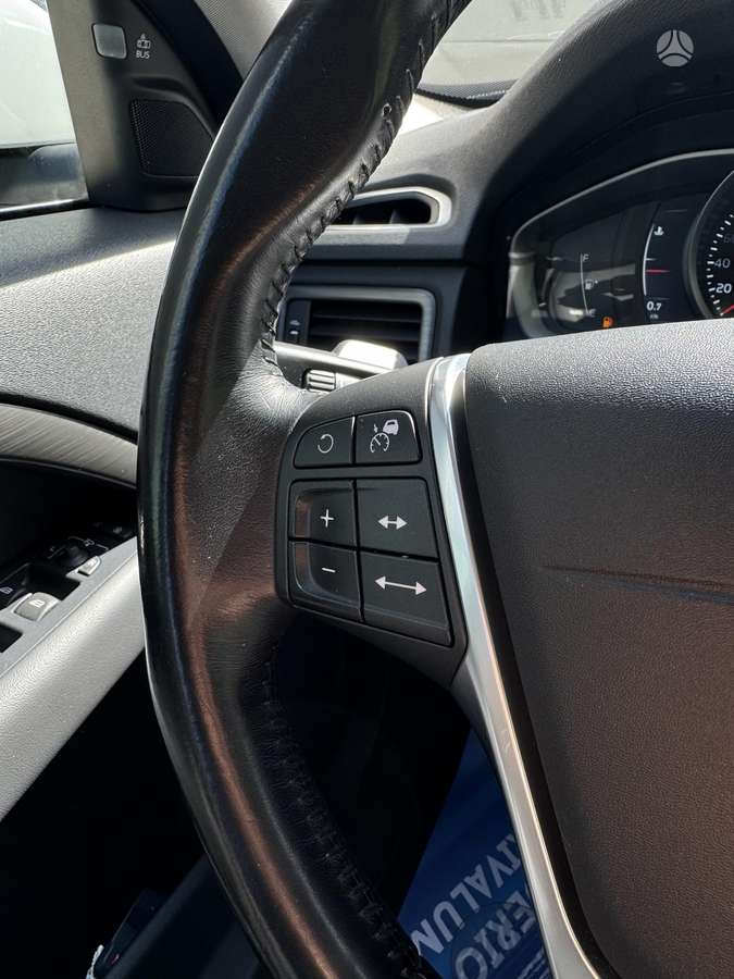 Volvo XC70, 2.0 l., wagon