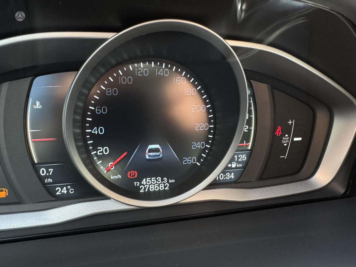 Volvo XC70, 2.0 l., wagon