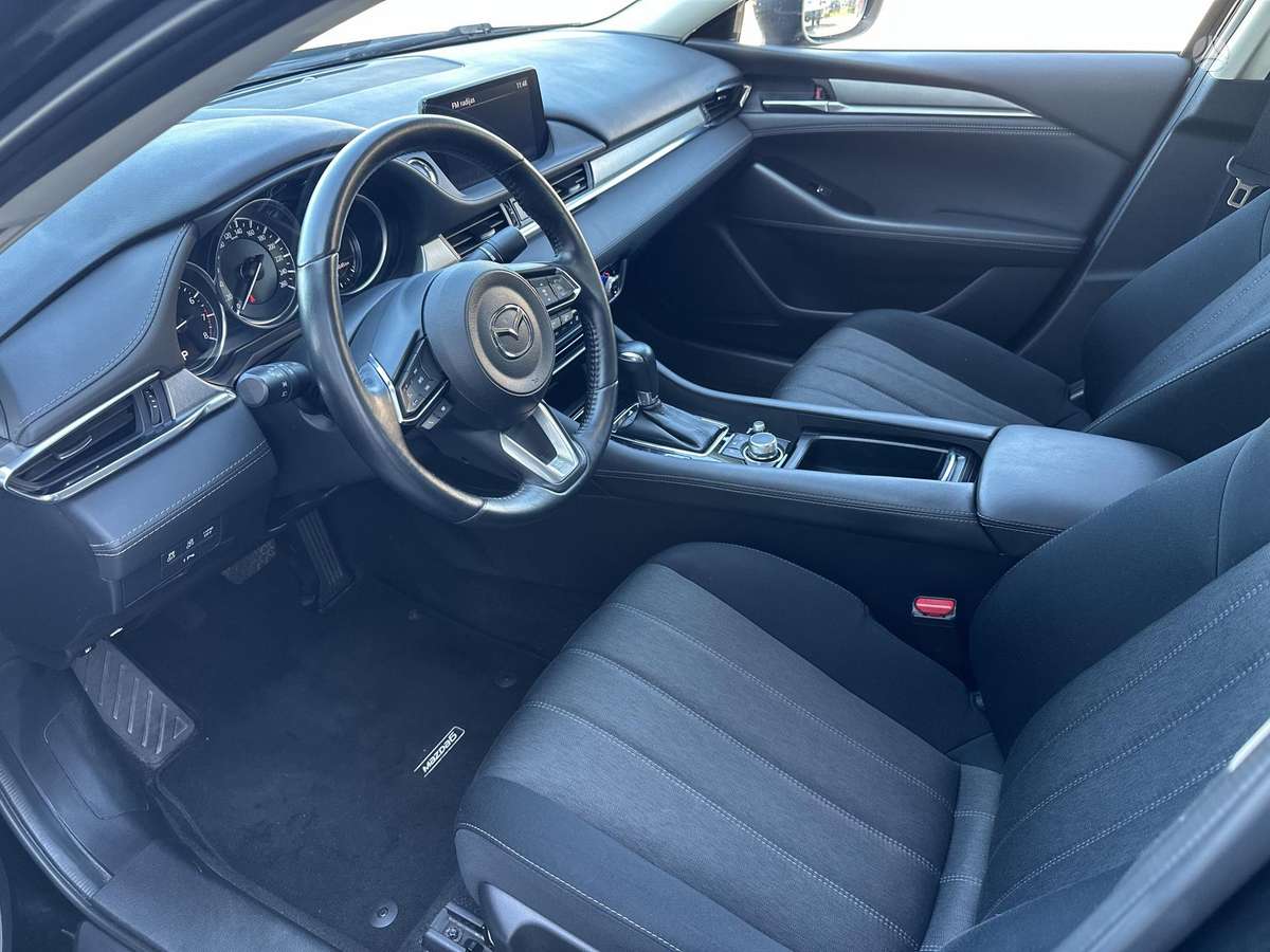 Mazda 6, 2.0 l., Седан