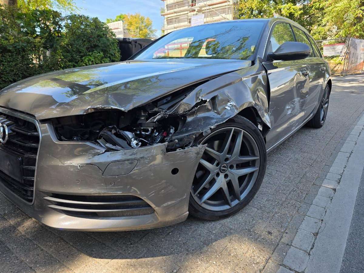 Audi A6, 2.0 l., Универсал