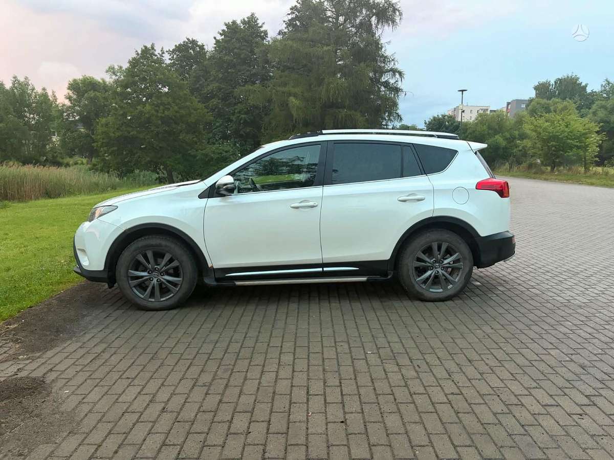 Toyota RAV4 - 2