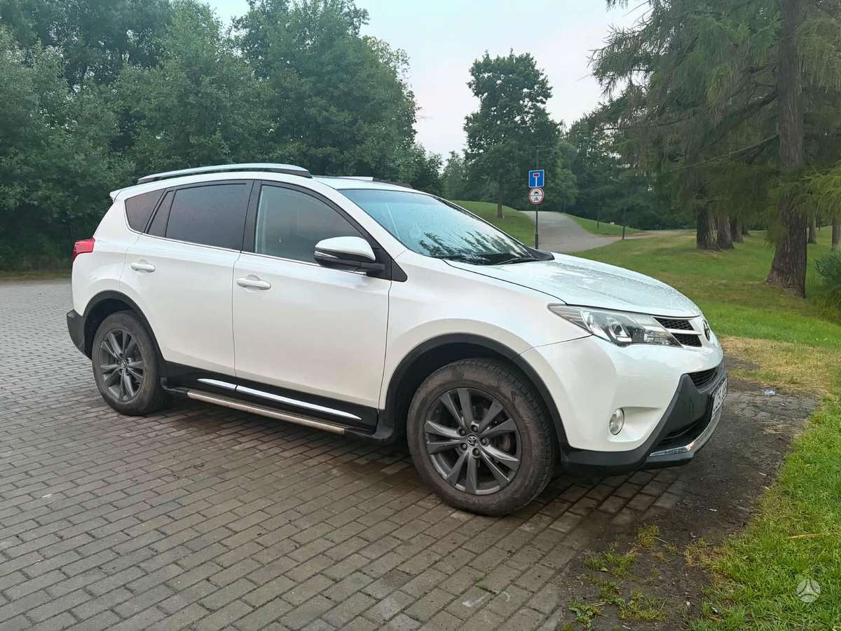 Toyota RAV4 - 7