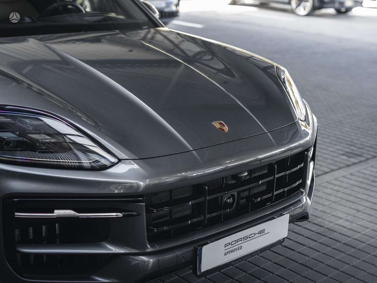 Porsche Cayenne - 9